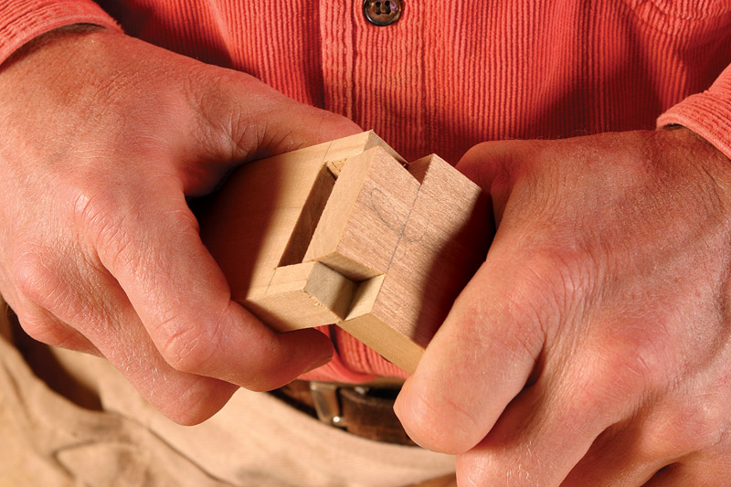 making dovetail joinery